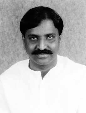 Vairamuthu V