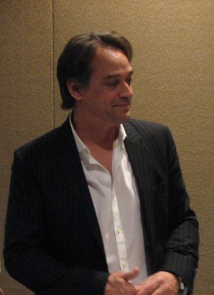 Jon Lindstrom