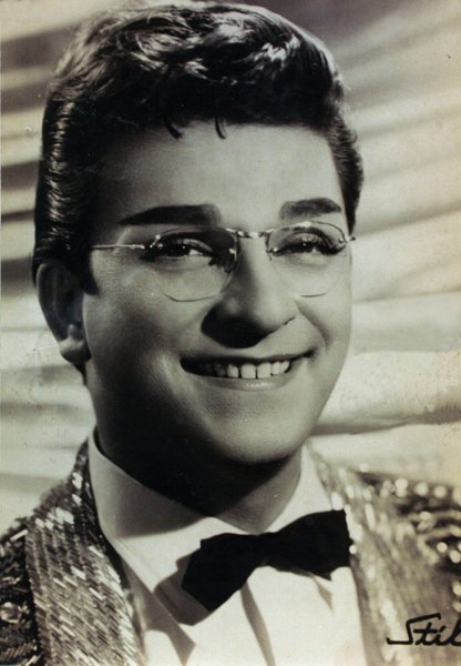 Zeki Müren