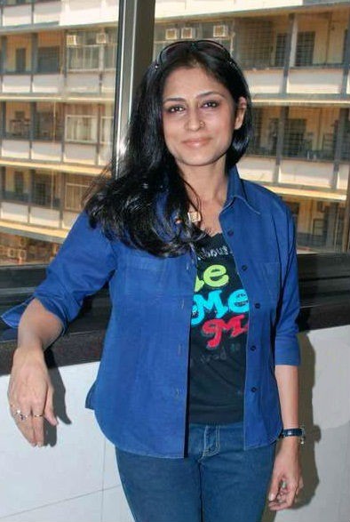 Roopa Ganguly - Choisir un film