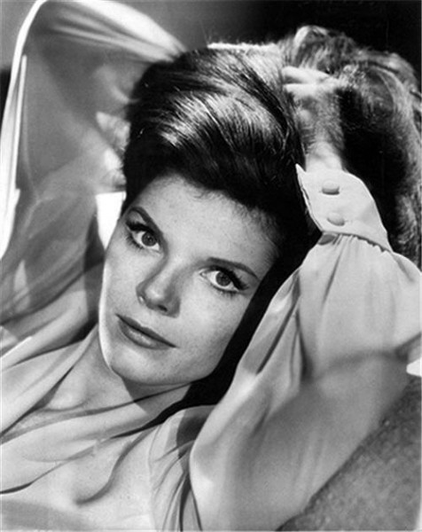 Samantha Eggar