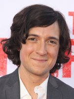 Josh Brener