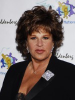 Lainie Kazan