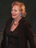 Siân Phillips